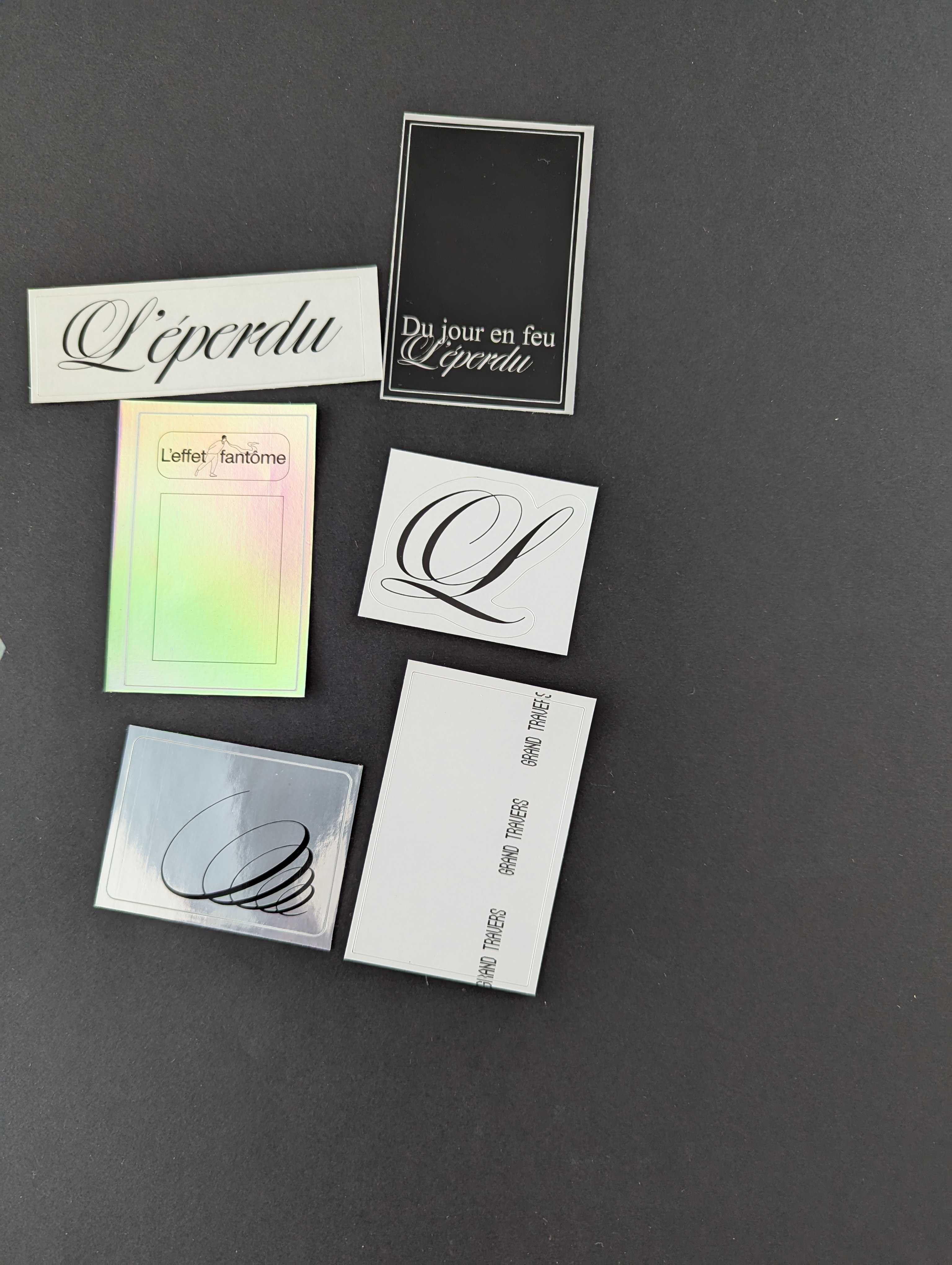 <p>La bande d'insistants</p>